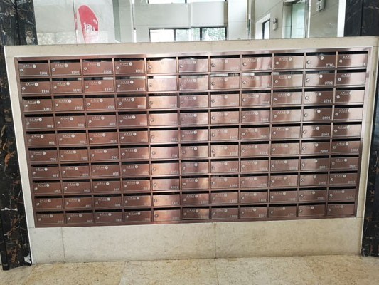 信報(bào)箱 信報(bào)箱